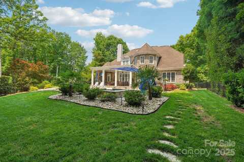 3327 Lakeside Drive, Charlotte, NC 28270