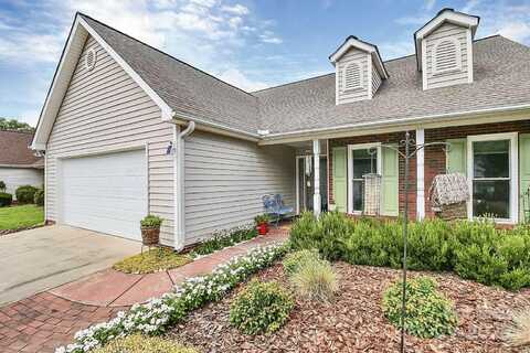 7526 Shadowstone Drive, Charlotte, NC 28270