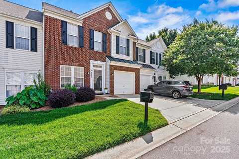 8002 Mariners Pointe Circle, Denver, NC 28037