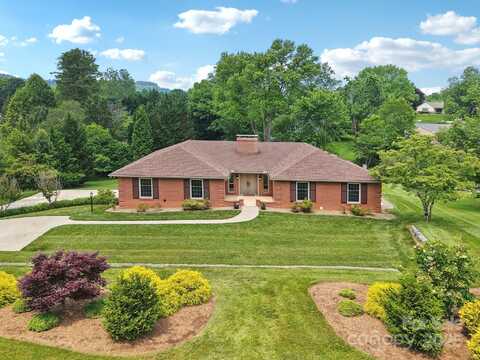 119 Hawthorn Drive, Hendersonville, NC 28791