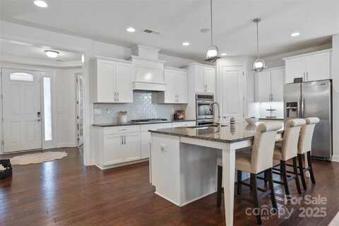 15018 Marymont Avenue, Huntersville, NC 28078