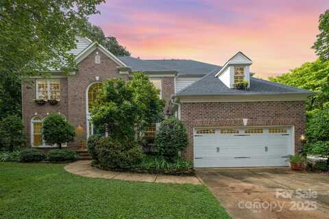 8219 Beardsley Drive, Charlotte, NC 28269