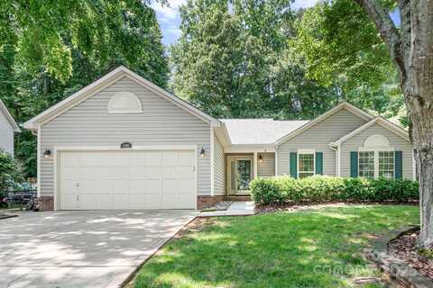 5400 Groveton Court, Charlotte, NC 28269