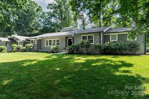 1035 15th Avenue NW, Hickory, NC 28601
