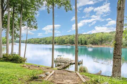 6719 Love Point Road, Denver, NC 28037