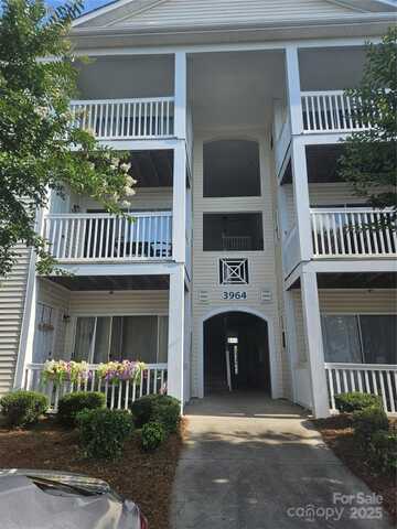 3944 Town Center Road, Harrisburg, NC 28075