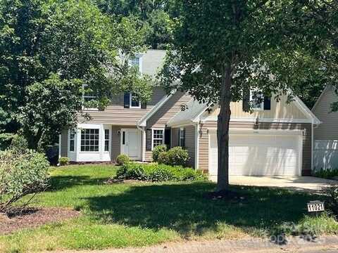 11021 Scrimshaw Lane, Charlotte, NC 28215