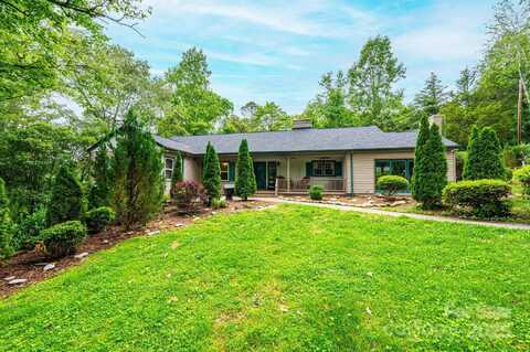 317 SE Tremont Park Circle SE, Lenoir, NC 28645