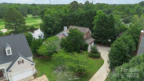 7704 Ninth Fairway Lane, Mint Hill, NC 28227