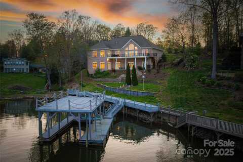 4164 54th Avenue NE, Hickory, NC 28601