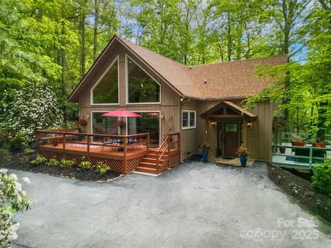 679 Soquili Drive, Brevard, NC 28712