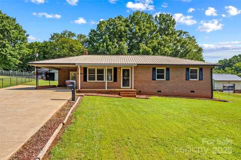124 Island Park Lane, Statesville, NC 28625
