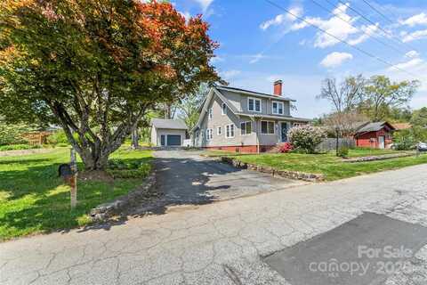 1621 Ridgewood Boulevard, Hendersonville, NC 28791