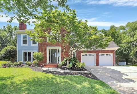 1011 Bydeford Court, Matthews, NC 28105