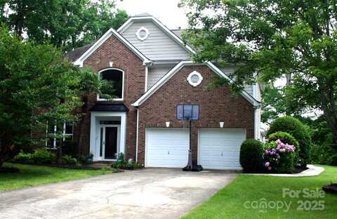 13934 Kings Carriage Lane, Charlotte, NC 28278