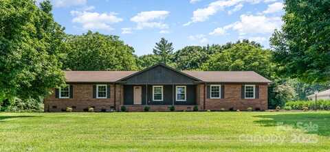 9410 Mountain Aire Circle, Charlotte, NC 28214