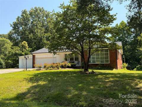 2405 Forrestbrook Drive, Kannapolis, NC 28083
