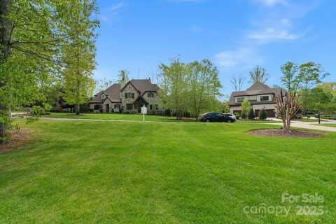 8100 Skye Knoll Drive, Waxhaw, NC 28173