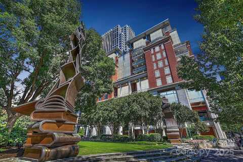435 S Tryon Street, Charlotte, NC 28202