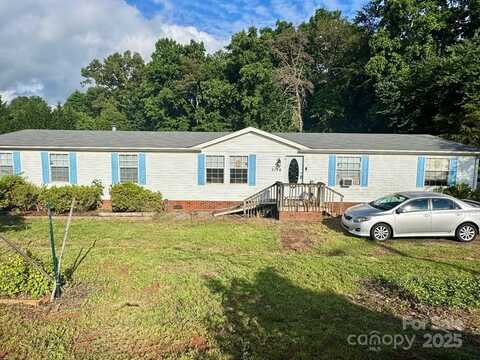 2194 Sterling Ridge Drive, Newton, NC 28658