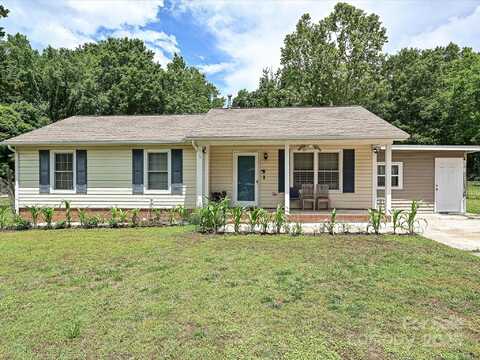 12423 Softwood Court, Charlotte, NC 28273