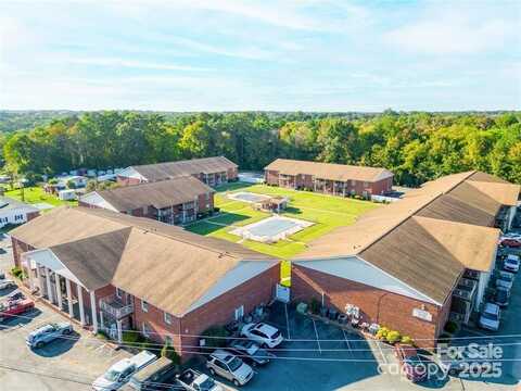 103 Carriage House Drive, Kannapolis, NC 28081