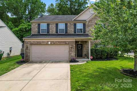 16615 Crimson Sargent Drive, Charlotte, NC 28213