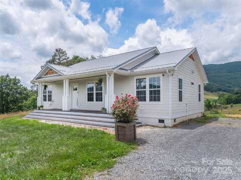 3355 Thickety Road, Clyde, NC 28721