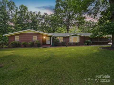 2831 Puetts Chapel Road, Bessemer City, NC 28016