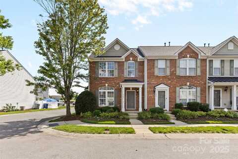 4208 Coulter Crossing, Charlotte, NC 28213
