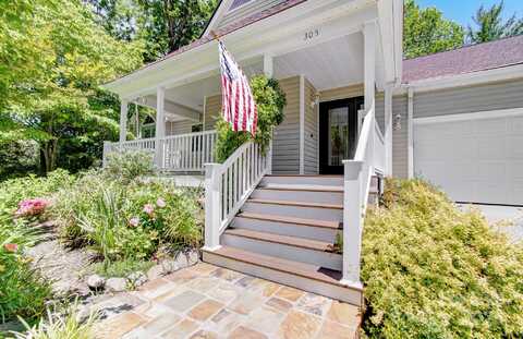 305 E High Point Lane, Hendersonville, NC 28791