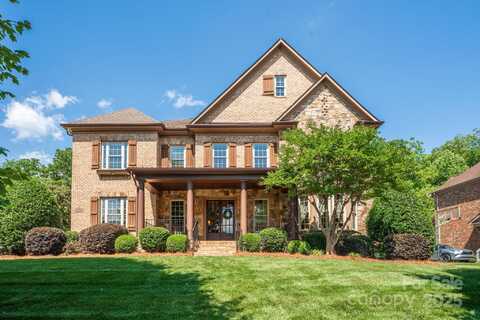 13056 Long Common Parkway, Huntersville, NC 28078