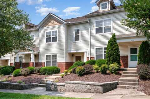 18137 Amberwood Glen Drive, Cornelius, NC 28031