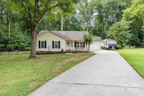 713 Hickory Hill Court, Gastonia, NC 28054