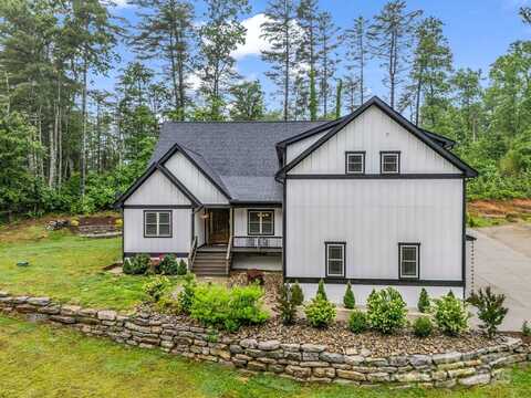 165 Kirkwood Hill Lane, Hendersonville, NC 28739