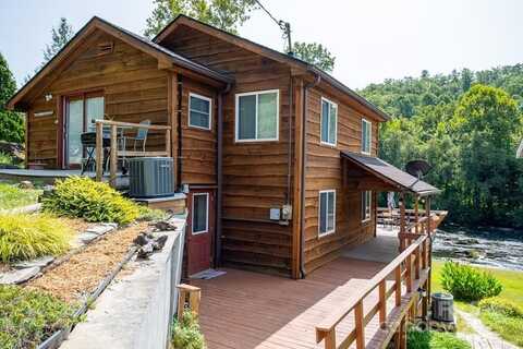 5430 Ela Road, Whittier, NC 28789