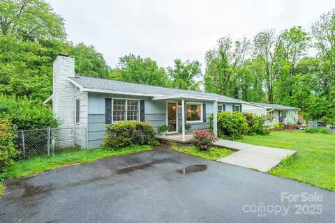 212 Vance Avenue, Black Mountain, NC 28711