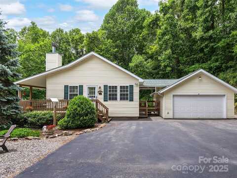 73 Pika Lane, Waynesville, NC 28785