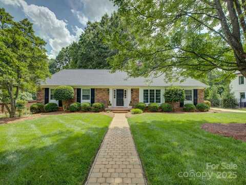 6116 Springhouse Lane, Charlotte, NC 28211
