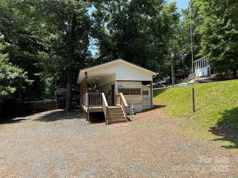 104 Deer Park Road, Mount Gilead, NC 27306