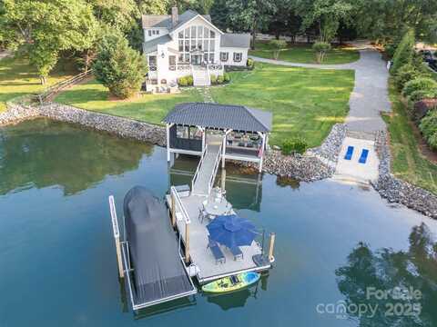 108 Balmoral Drive, Mooresville, NC 28117