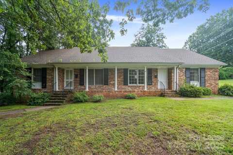 4703 Fairheath Road, Charlotte, NC 28210