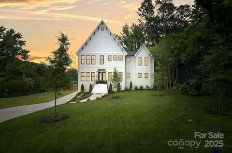 621 Poindexter Drive, Charlotte, NC 28209