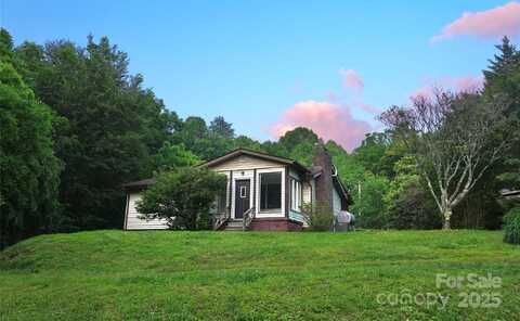 825 Pole Miller Extension, Brevard, NC 28712