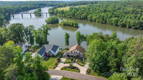 5888 Wood Duck Way, Catawba, NC 28609