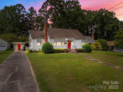 216 Hillcrest Place, Salisbury, NC 28144