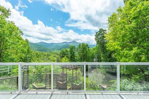 56 Great Horned Owl Road, Candler, NC 28715