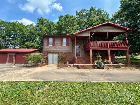 84 Randolph Road, Marion, NC 28752