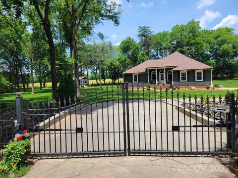 2777 Old South Court NW, Concord, NC 28027