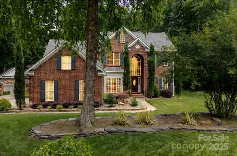 2031 Brook View Court, Matthews, NC 28104